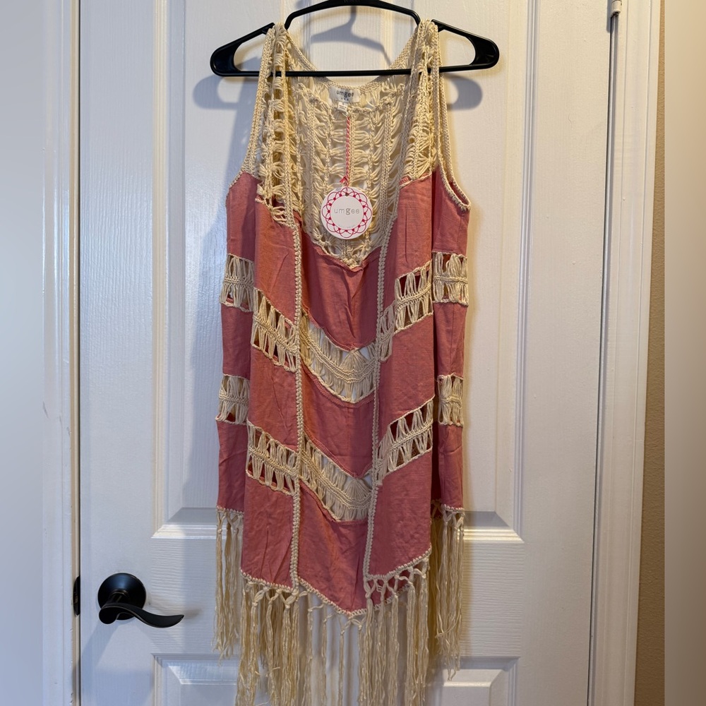 NWT Umgee Pink/Cream Crochet Fringe Boho Vest Women’s Size S
